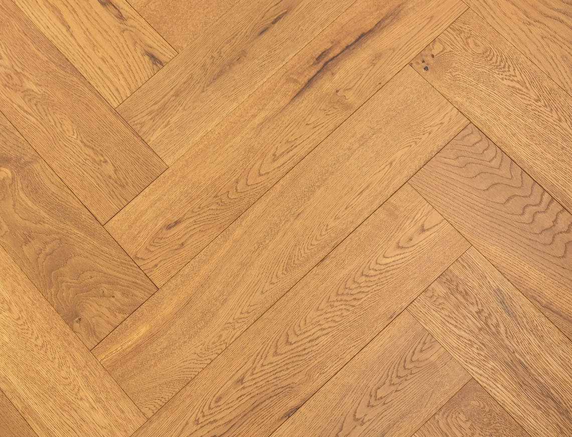 125 x 600 x 15/4 Natural Brushed & UV Oiled Herringbone - Image 4